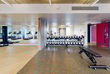 Silver 2 Bed Apartment at iQ Brighton, 7 The Furlong, Coombe Road, Brighton, BN24FR - Image 5